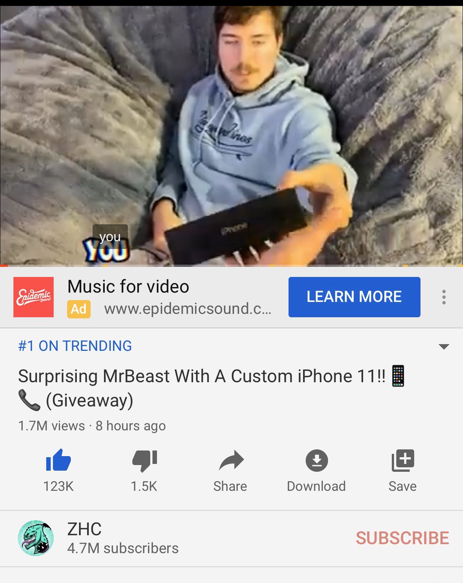 zhc_yt's tweet image. #1 on youtube trending 🔥🔥 love you guys!!