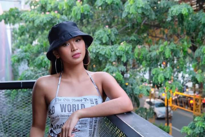 lyranaticsofc's tweet photo. @xoxo_gma_lyra Love this lady 💖 https://t.co/LkVPcIf24v