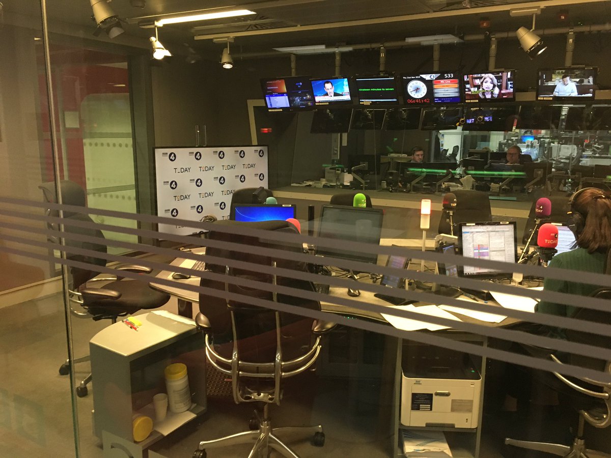 iamWilliamKing's tweet photo. Early start with @dominicoc on @BBCr4today at 7.15 Ish then down to Bristol for inaugural @sascampaigns #PlasticFreeAwards with team @mycodezero & @inthecompanyof & Millie Kendall CEO @bbeautycouncil #PushOutPlastic #ForThePlanet ๐ ๐ ๐ https://t.co/R0nfDyNZC6