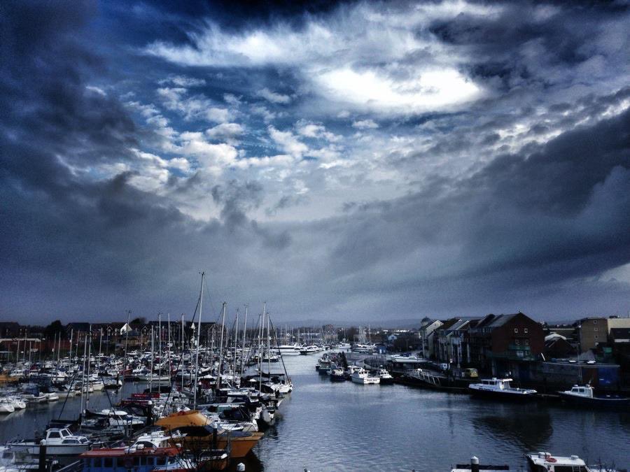 iphoneographyC's tweet image. Weymouth harbour. #shotoniphone6