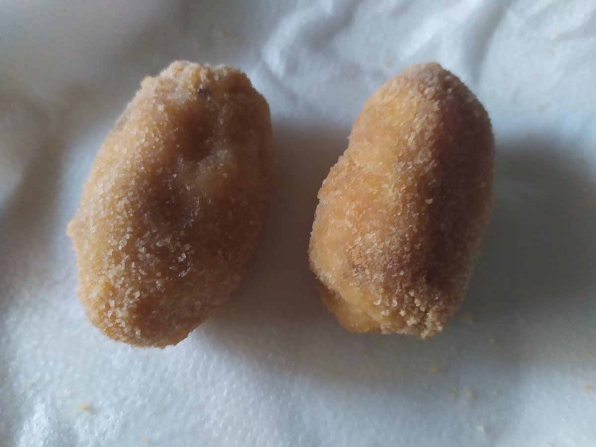 JerezNono's tweet photo. Vosotr@s qué hacéis con las croquetas que sobran de la cena? https://t.co/hxHxGlpCKy