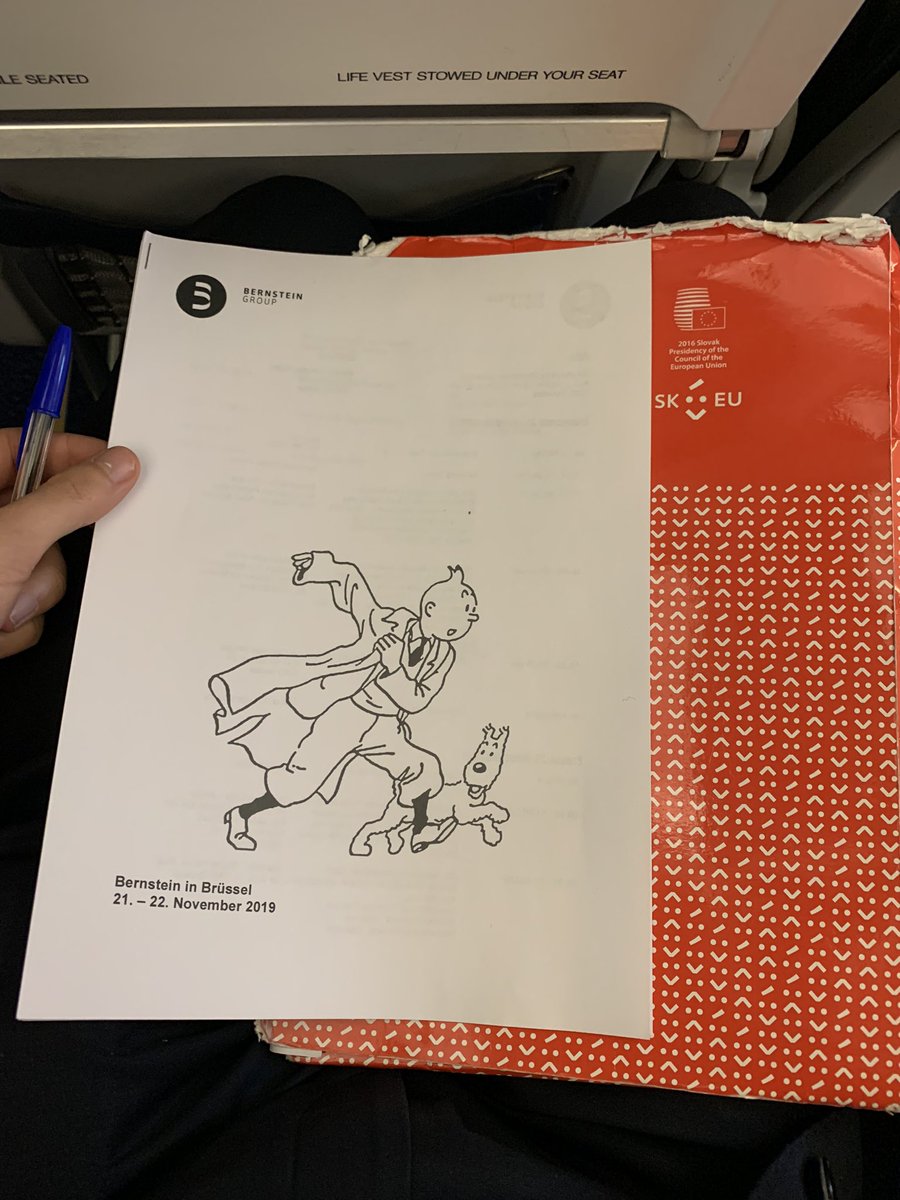 Kevin_Rieger's tweet photo. Auf dem Weg zur Teamklausur bei unseren Brüsseler Kolleginnen und Kollegen der @bernstein_group. Ein spannendes Programm liegt vor uns, daher die Eile bei Tim und Struppi. Vorfreude! #beingbernstein https://t.co/QPVDrYPjVq