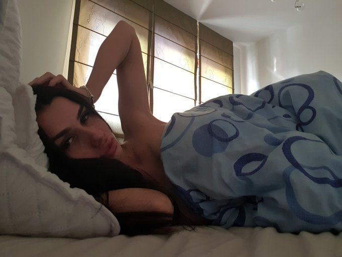 #ThursdayMotivation #SereneSophie  You can have an exceptional😋🌡morning! Only I have the💗🔓secret for🤫  Unlock<a href="/tag/thursdaymotivation"class="tags">#ThursdayMotivation</a><a href="/tag/serenesophie"class="tags">#SereneSophie</a>