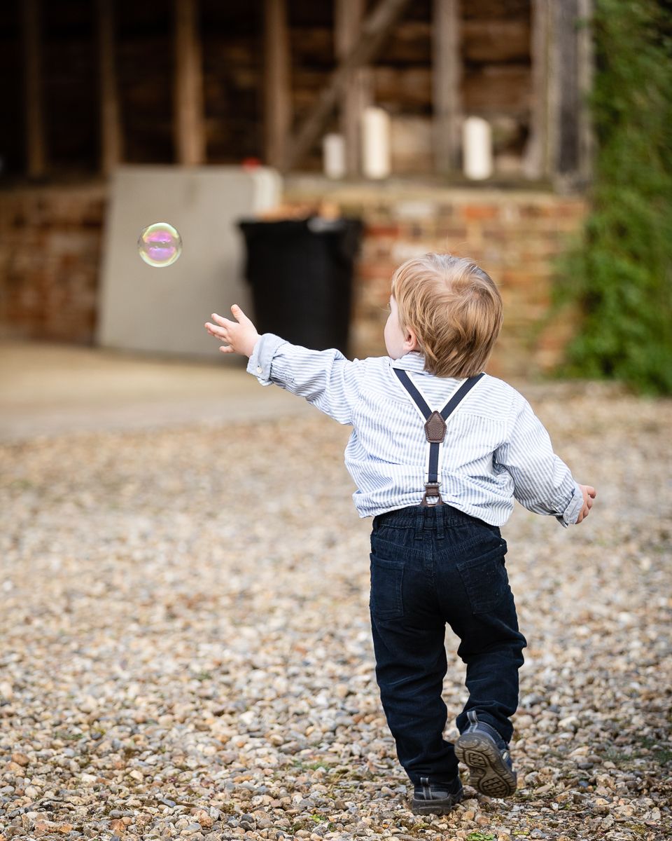 GBWeddingPhoto's tweet photo. Kent Wedding Photographer - Chasing bubbles
#kentweddingphotographer #kentweddingphotography #kentbride
#gettingmarriedinkent #bexleybusiness #marriedinkent https://t.co/I6OqGqD0c3