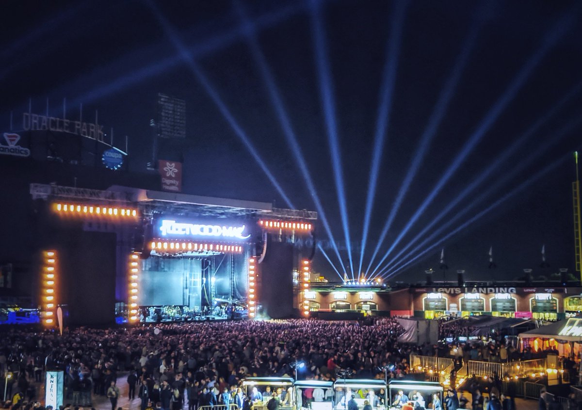 uirevolution's tweet photo. Highlight of Dreamforce Day #2: It's a tie ladies and gents. Awesome to see the @figmadesign team in person + with live music from Fleetwood Mac booming across San Francisco's Oracle Park for Dreamfest, and the free food and drinks to all attendees - a great day!  #DF19 https://t.co/Bgs8T864q6