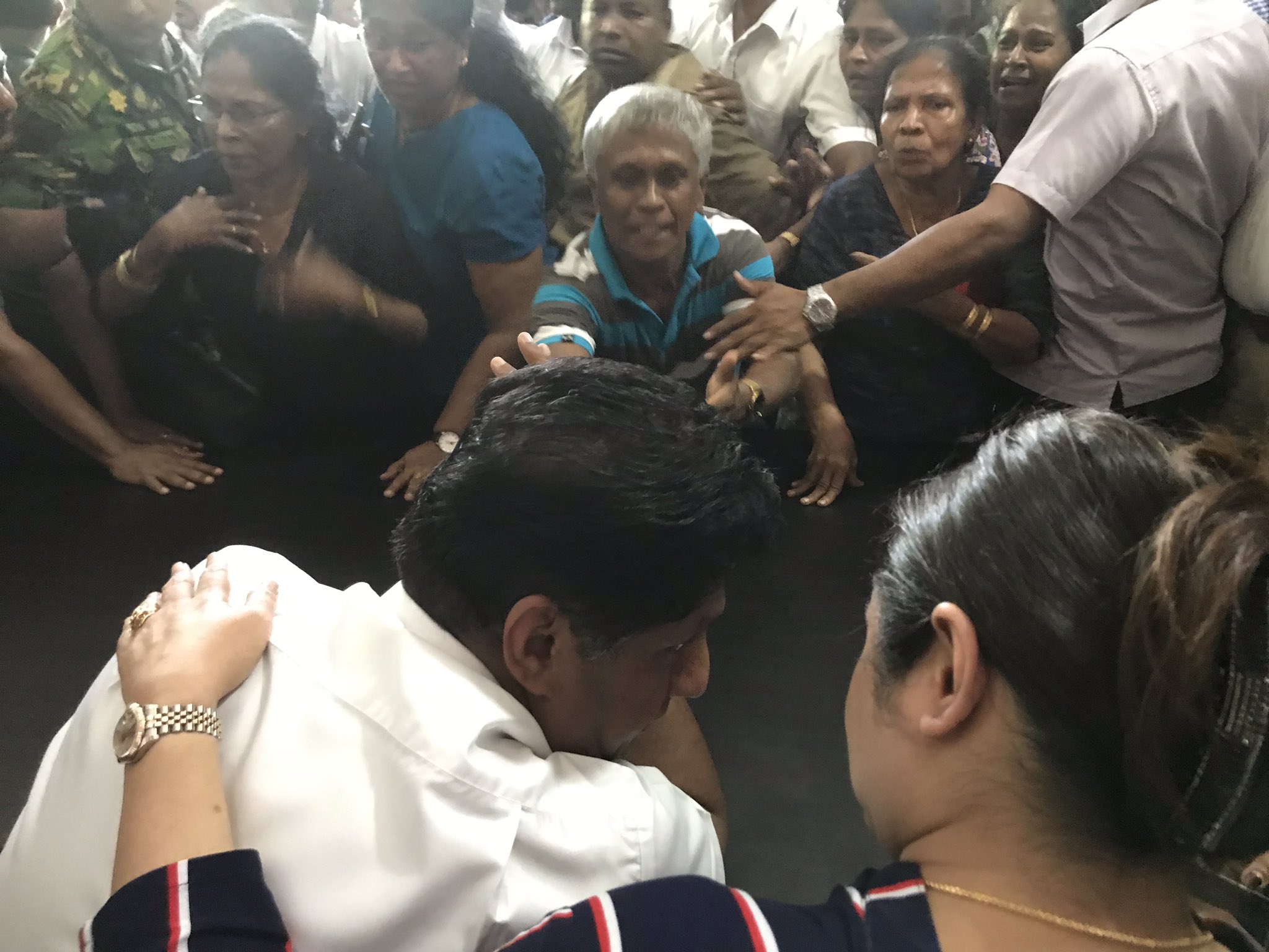 EJ4WYhUWoAAKTX6?format=jpg&name=large