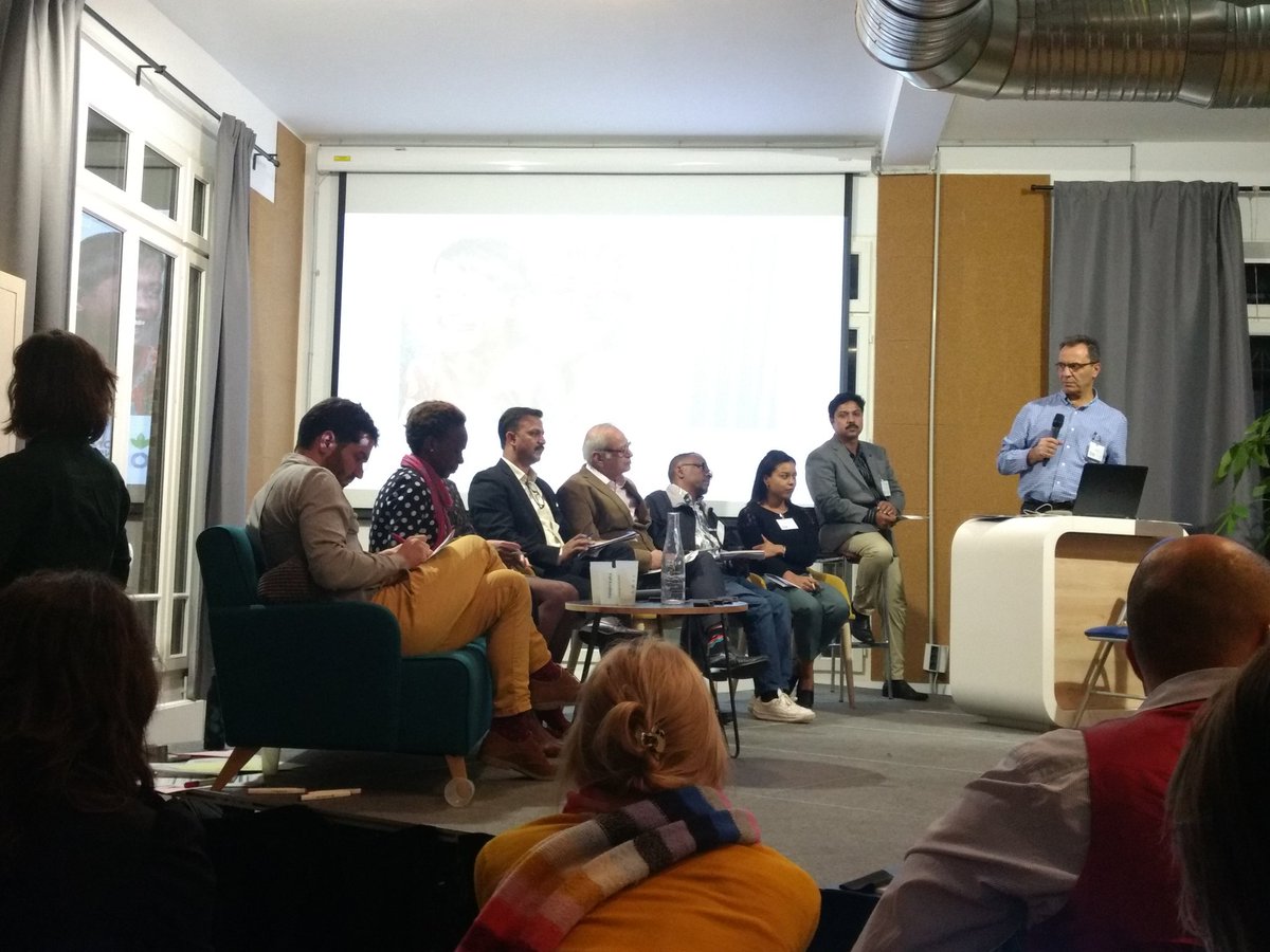 EkjutIndia's tweet photo. Our colleagues @rajkumar_gope @shibanand presented at Researh for Nutrition #R4NUT Paris about preventing malnutrition and benefitting the most marginalized through #creche #PLAMeetingCycle #Counselling.
@audreyprost2 @PrasantaTrips @NirmalaCKP https://t.co/sevmVhIqDt