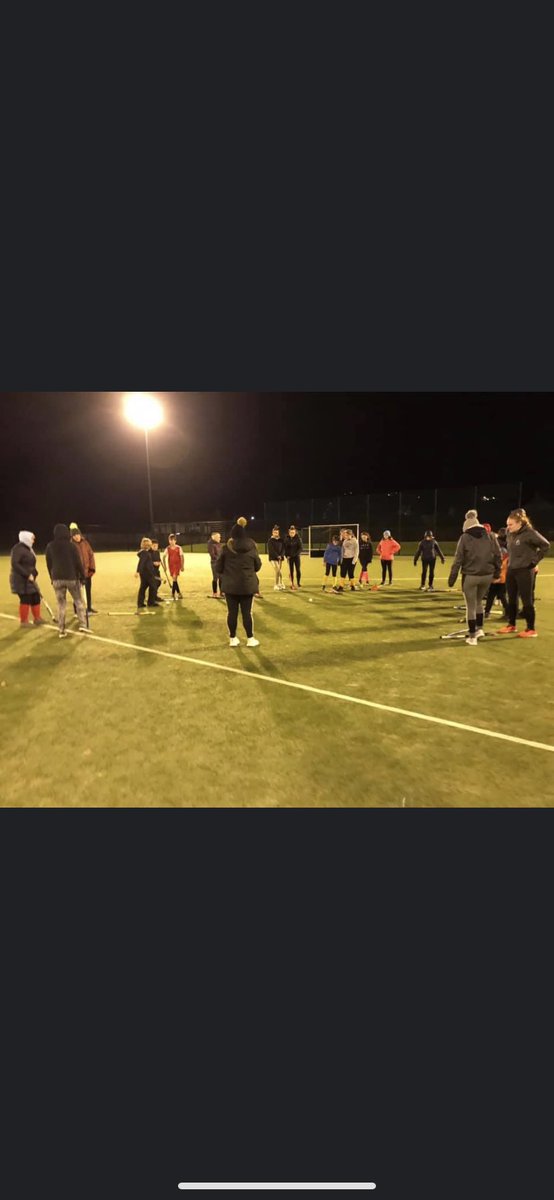 30 amazing players came tonight to join in the hockey fun. Our coach Ellie supported us all in trying to remain in position for defence / attack roles. Nomination has gone in this evening for European Club of the year 😬😃 first pic is of everyone who played hockey last tonight