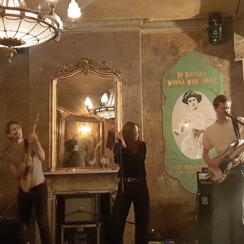 AndrewTrendell's tweet photo. Last night: In conversation with the magnificent @slotfaceband about their awesome new album #SorryForTheLateReply before they tore open #TheOldQueensHead. Thanks for having me. They play @EBallroomCamden with @puptheband tonight. Go see 'em.
#Slotface https://t.co/PhyVFRAg5t