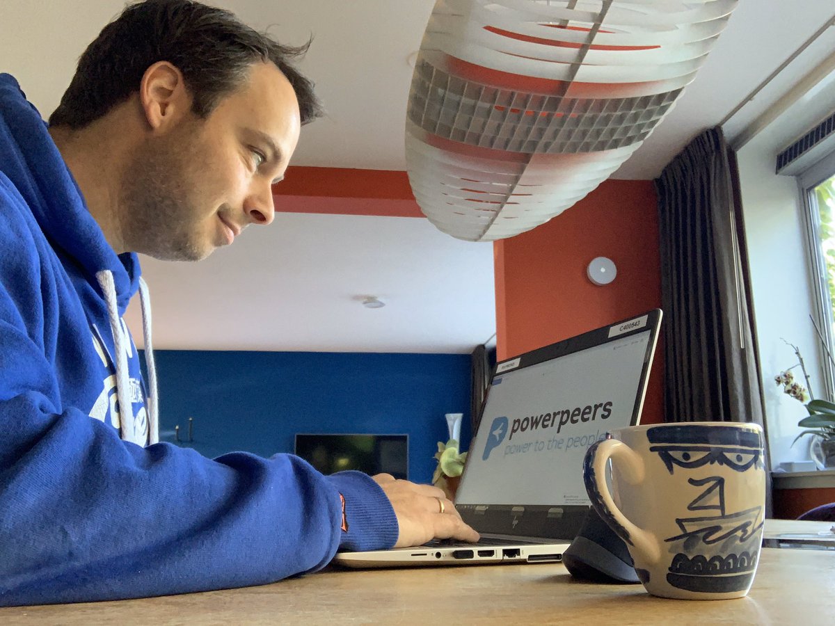 Vandaag werkt heel <a href="/powerpeers/">Powerpeers</a> thuis met de <a href="/BNR/">BNR Nieuwsradio</a> Thuiswerkdag! Maar we zijn ‘gewoon’ bereikbaar voor onze klanten. Nu nog samen lunchen met een bord voor het scherm via een videoconferentie ;-) #BNRthuiswerkdag #PowertothePeople