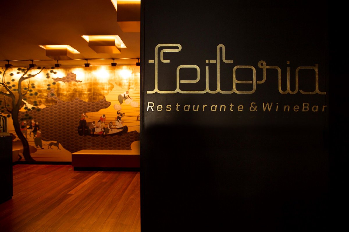 AltisHotels's tweet photo. O restaurante Feitoria renovou a sua #EstrelaMichelin! Parabéns a todos os chefs pelas novas estrelas | Feitoria restaurant renewed its #MichelinStar! Congratulations to all the chefs for the new stars. #awards #MichelinGuide2020 https://t.co/ZLqkBx0c7u