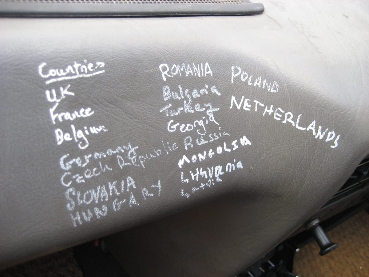 maestroroadtrip's tweet photo. It’s travelled the world

It’s got a Rev Counter

It’s got a spare gearbox

#MaestroMadness2020 #MaestroMadnessRoadTrip #SupportVehicle #TeamPCRC #ProstateCancer #ProstateCancerAwareness https://t.co/HmuQYsZN7R