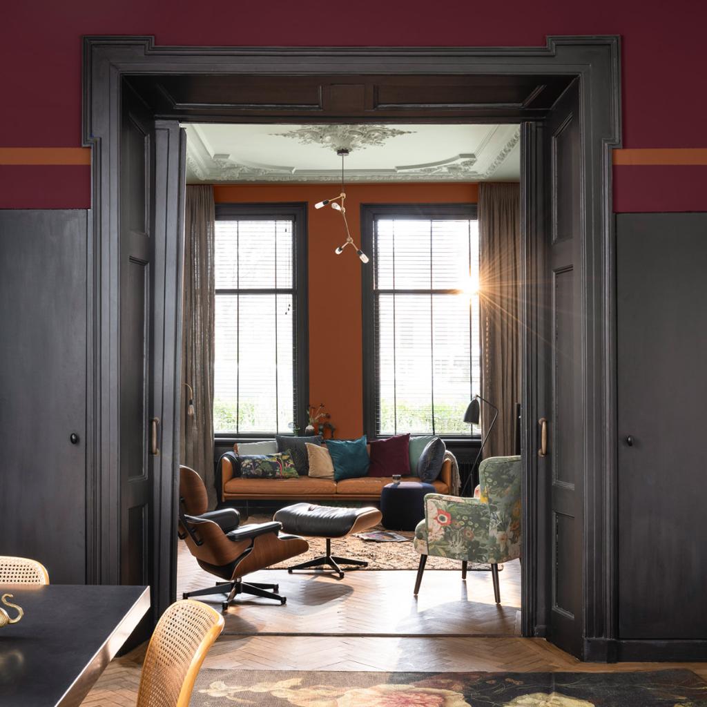 duluxuk's tweet photo. Full of intense tones, such as forest greens and earthy ochres, the creativity palette creates spaces that are moody, atmospheric and eclectic 🌲
🎨: Stable Gates, Chocolate Fountain and Dark Garnet https://t.co/Vn5CldGZyr