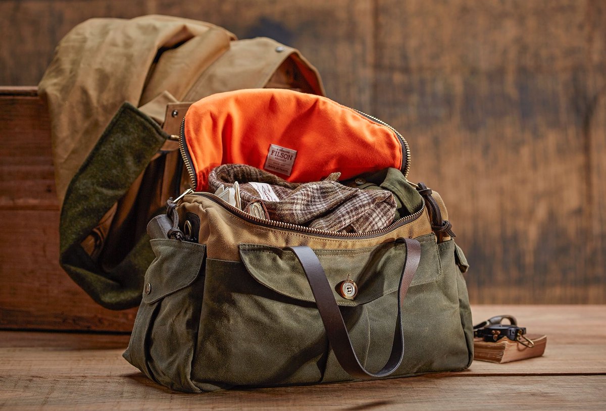 sporting_lodge's tweet photo. New kit bag from our good friends at #filson who know a thing a too about making bags, #madeinamerica online at #thesportinglodge #filsonbags #filsonjacket #filsontincloth shipped worldwide https://t.co/sH8lSt0c3D https://t.co/qX70cZJweg
