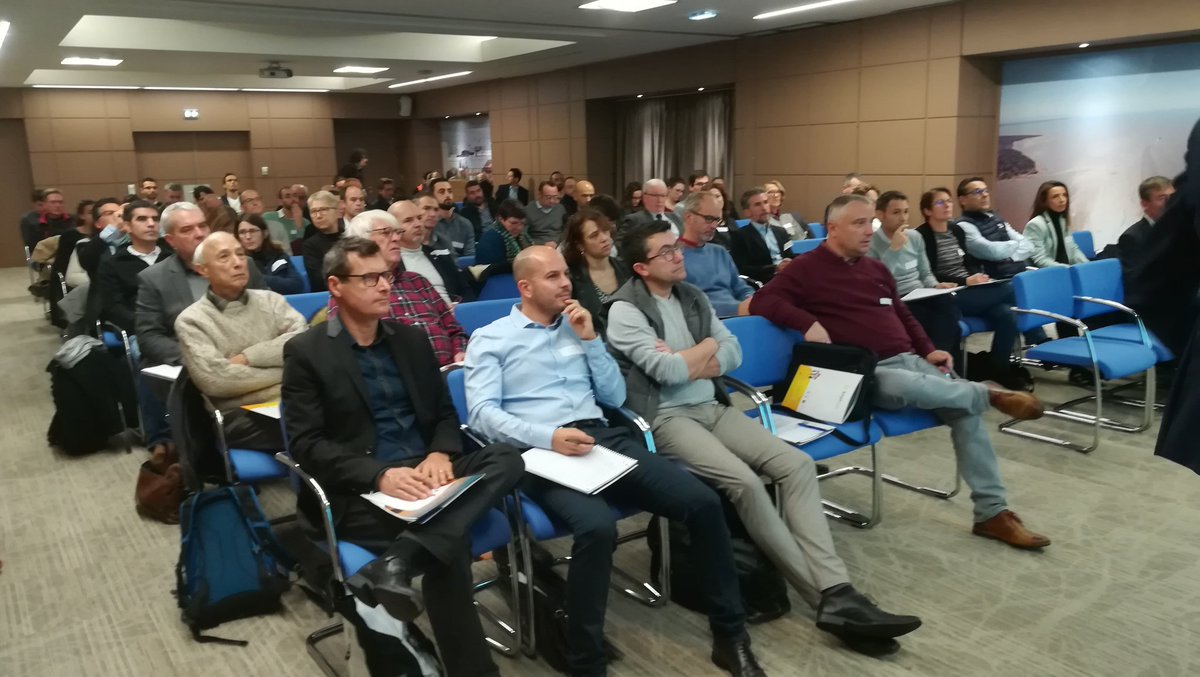 TRIAPDL's tweet photo. Près de 100 entreprises et collectivités ce matin a @CCINantes pour agir sur le développement du #solaire photovoltaique, avec @_Atlansun_ @auran_nantes, @EDF_PdL https://t.co/CBUqBxUfvn