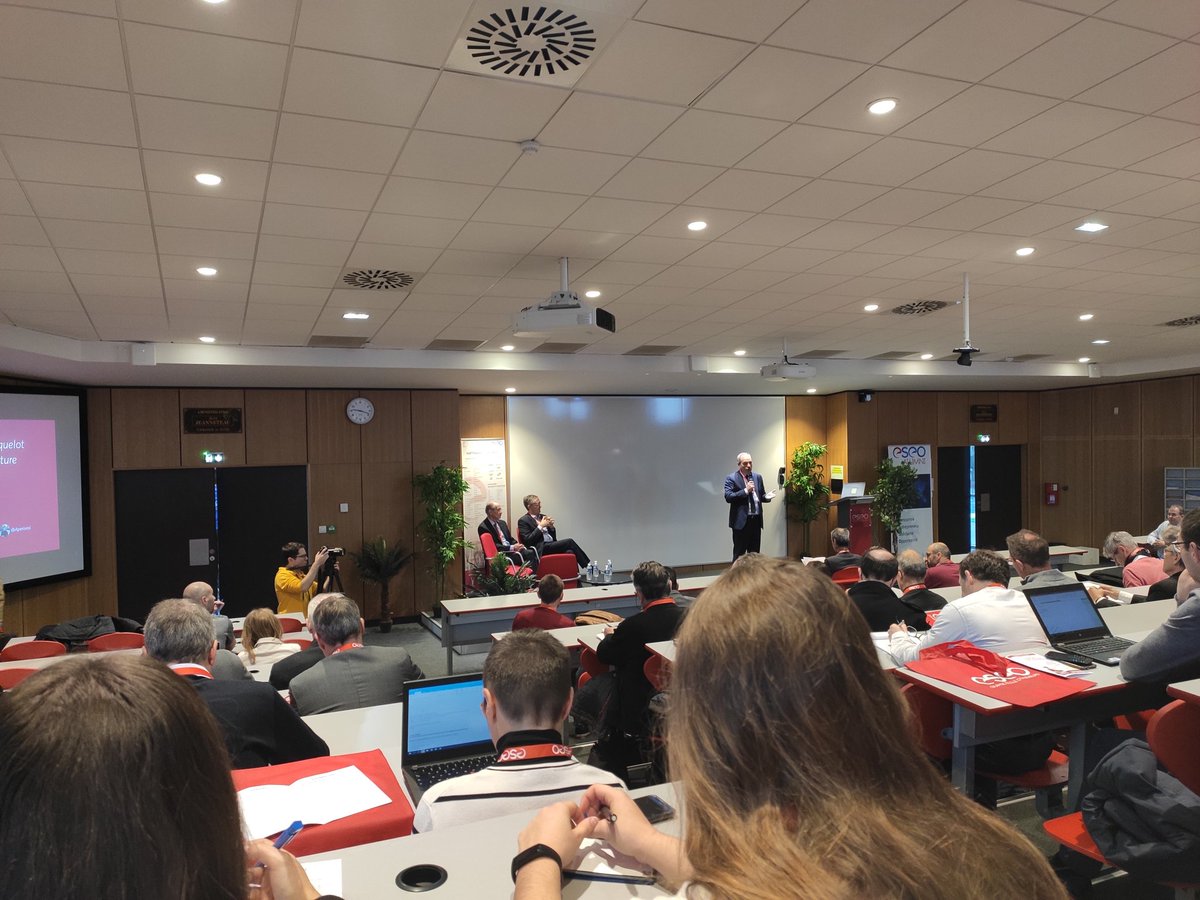 BastienRbrt's tweet photo. C'est parti pour la #ColloqueIot à @Groupe_ESEO ! https://t.co/hHnJJgVm4Y