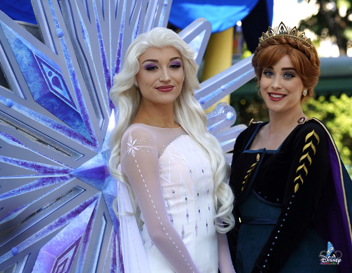 Ed92 En Twitter New Meet And Greet Frozen2 With The New Costume Of Anna And Elsa In Hong Kong Disneyland Many Thanks To Dmk Blog For The Pictures Https T Co Yzrsnmb9y8