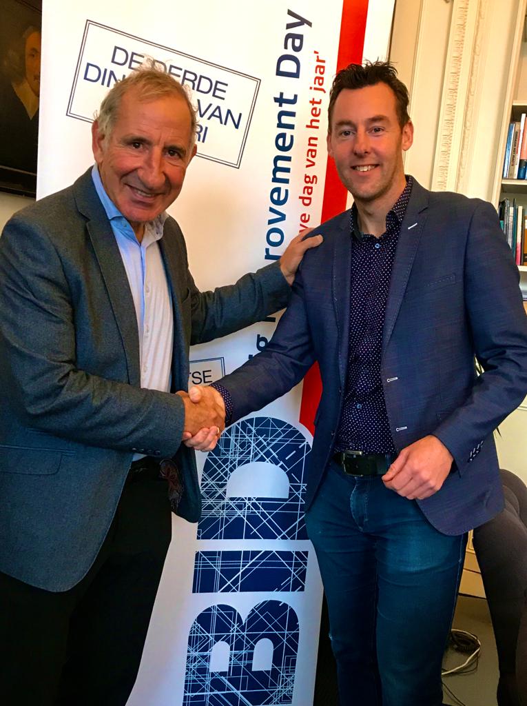 Het nieuws mag nu naar buiten: we gaan samenwerken met Winkelman en Van Hessen. Lees hier het persbericht: vote.nl/persbericht-bi… #verkiezingen #pr #positiefnieuws #marketing #communicatie