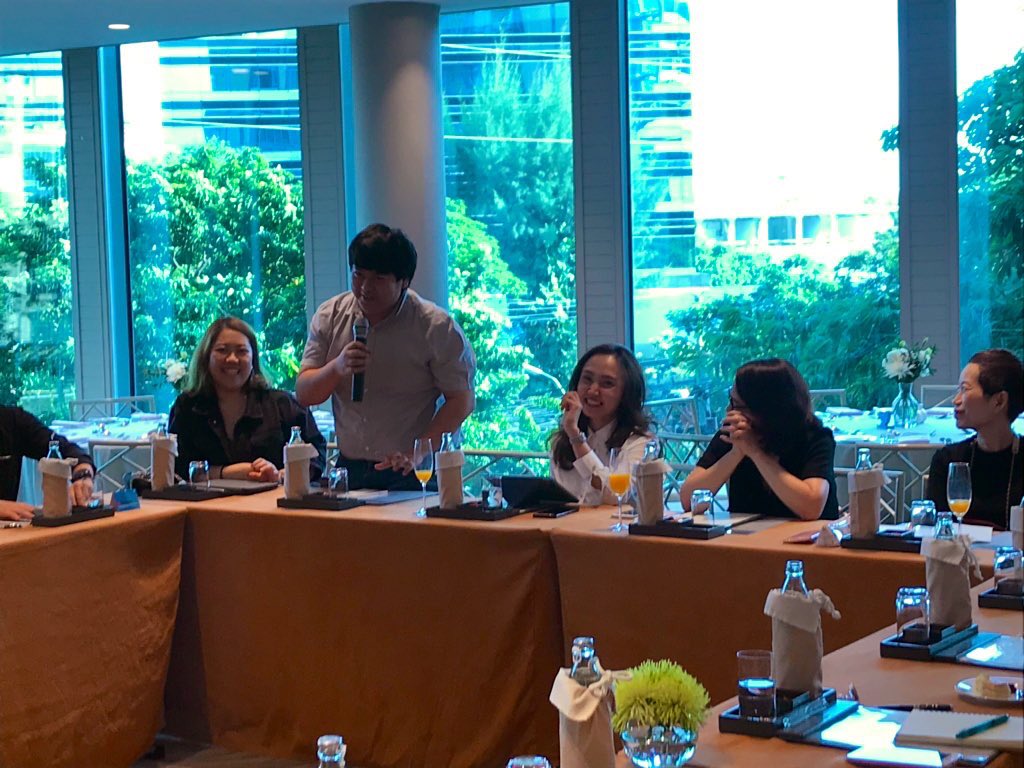 Welcome! McDonald’s Thailand to #Twitter Workshop 🍔🍟⚡️🇹🇭<a href="/supattamas/">Som S</a> <a href="/aimmeholic/">Aimme Sitthisenee</a>