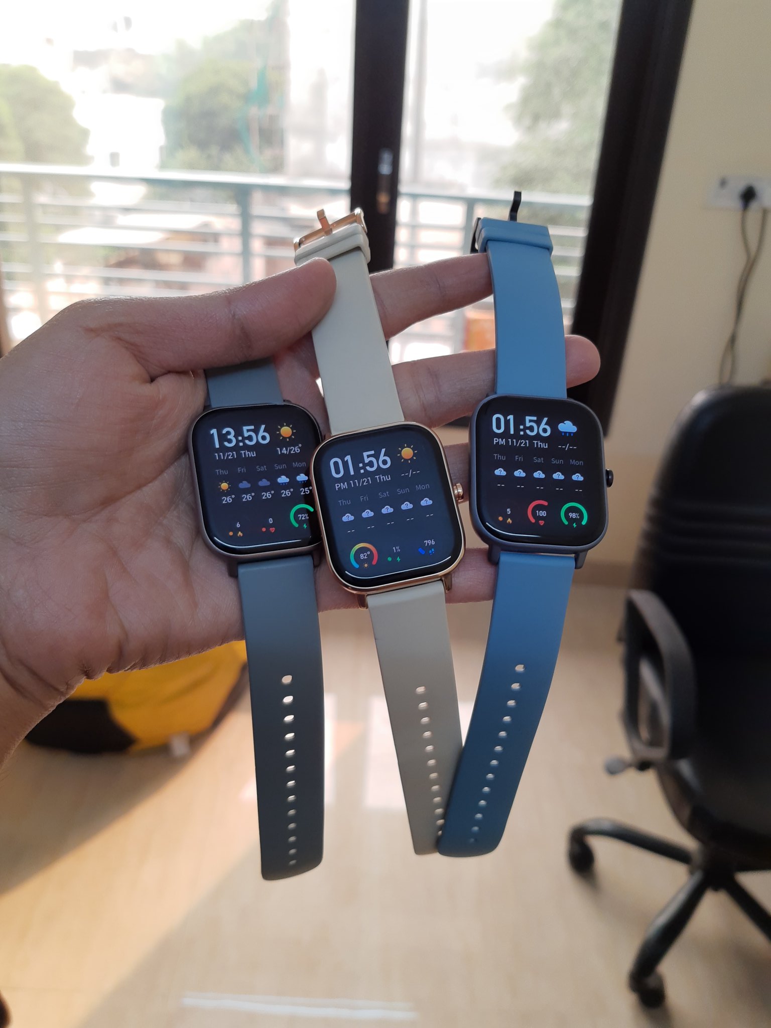Xiaomi hotsell amazfit colors