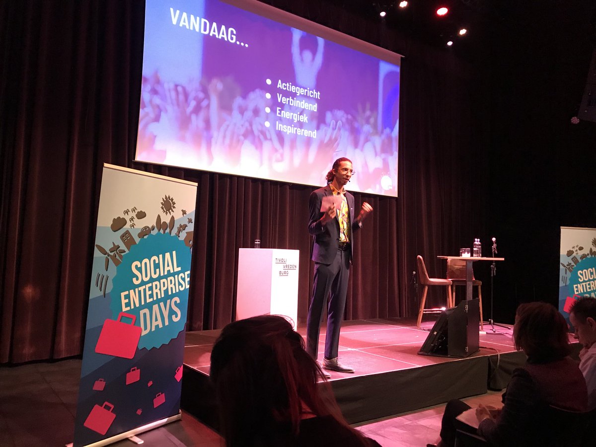 TimHorsten's tweet photo. We gaan voor samenwerking (SDG17), mooie verzameling van ‘dromers’ die ook ‘doen’ en zo waarde creëren #SED2019 #TheImpactDays ⁦@ManifestoNL⁩ https://t.co/V3sNz7uFvs