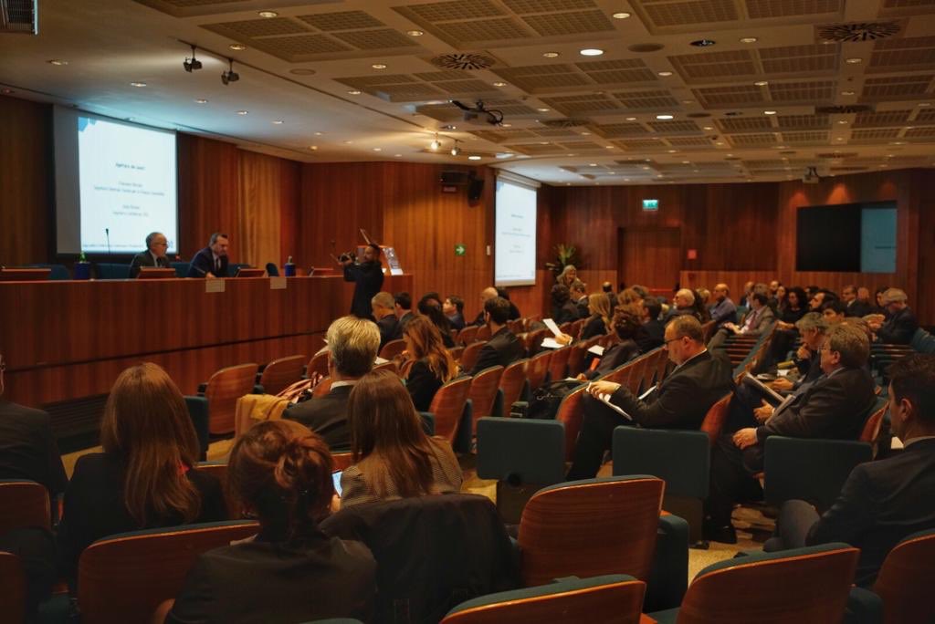 ItaSIF's tweet photo. #settimanasri #PrevidenzaSRI
Il Seg.Gen. del Forum @fbicciato1 apre i lavori “Novità importanti per il settore previdenziale dall’Europa con #IORPII e #ShareholdersRights” https://t.co/uEUjmgBgVL