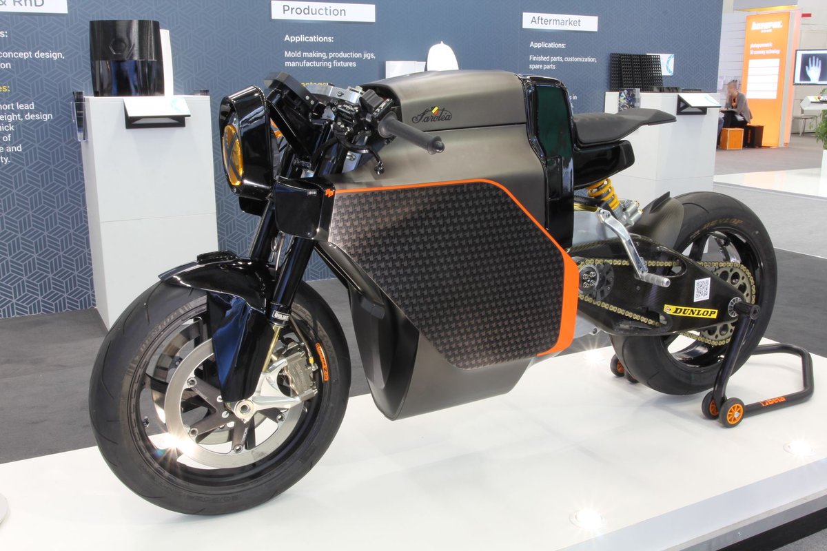3D printed electric superbike from <a href="/SaroleaMoto/">Saroléa motorcycles</a>  using our PC based materials from <a href="/covestro/">Covestro</a> 
Come check the incredible specs of this superbike at @formnext_expo