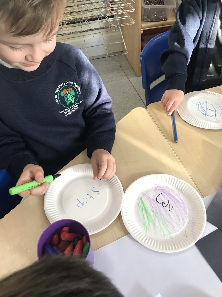 scps_foundation's tweet photo. #fs1 #RoadSafetyWeek #springcottagepshce #springcottageeyfs  more pictures from our ‘beep beep day’ 🚗 https://t.co/GvqQe0PMjP