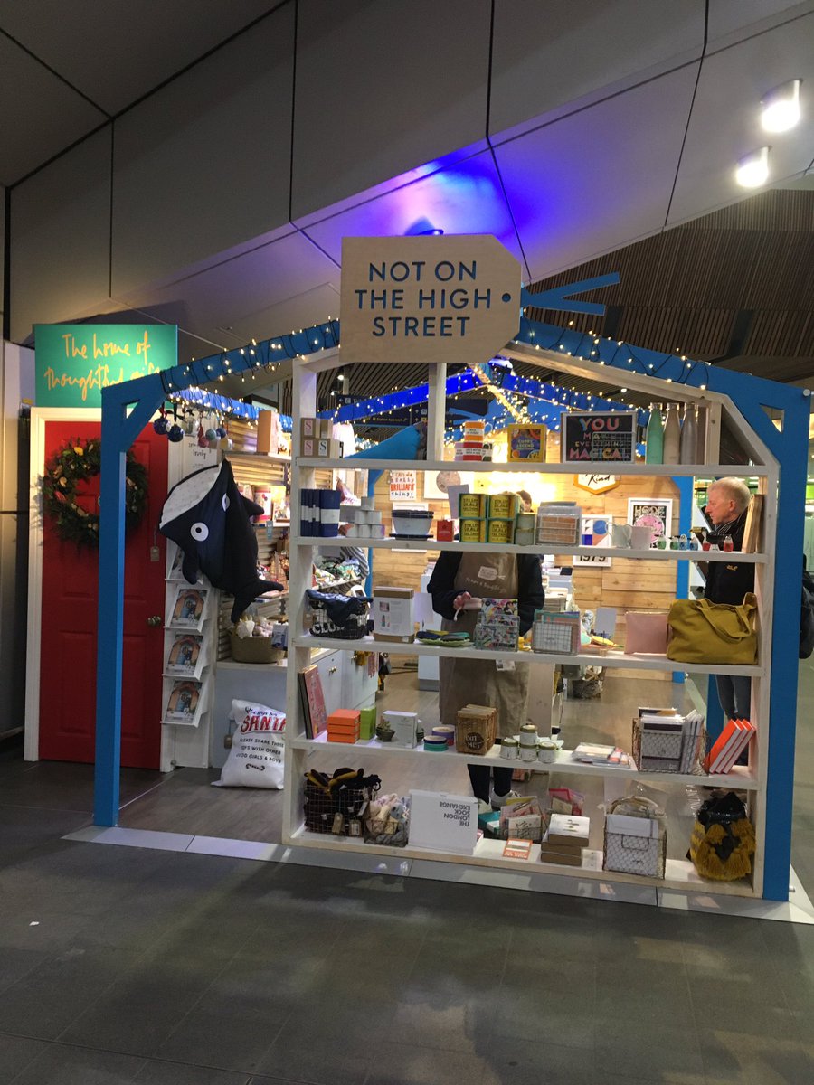 Not on the high street... but a physical pop up in London Bridge station. Expect more “showrooming” by online retailers as marketing more than anything else. Problem is high street shops have become showrooms for people to buy cheaper versions online