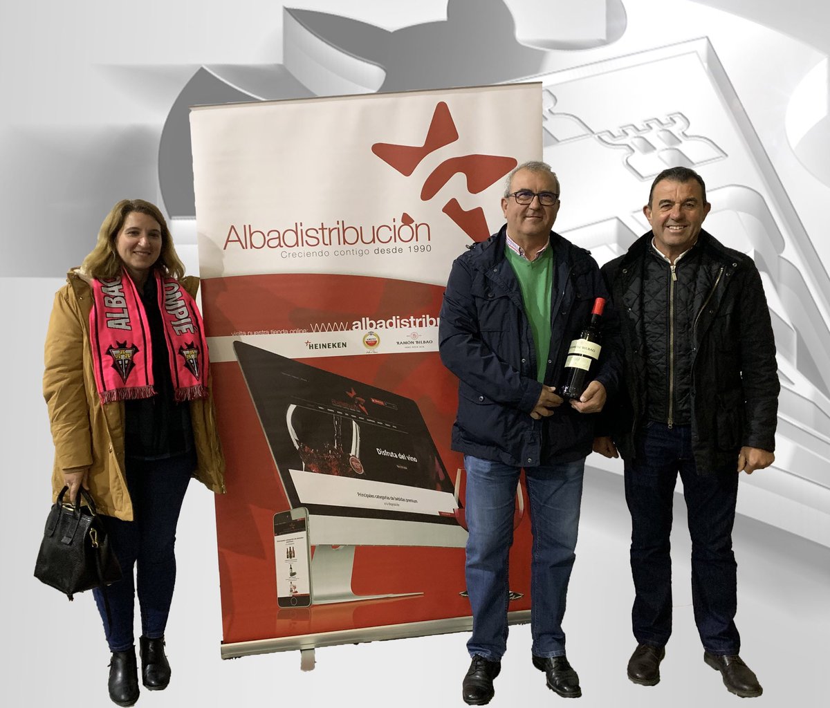 Aquí tenemos los ganadores del premio del partido en casa del <a href="/AlbaceteBPSAD/">Albacete Balompié 🤍</a> #OrgullosoAlbacetista desde <a href="/Ab_Distribucion/">Albadistribución SL</a> los felicita@os y les damos la enhorabuena!!