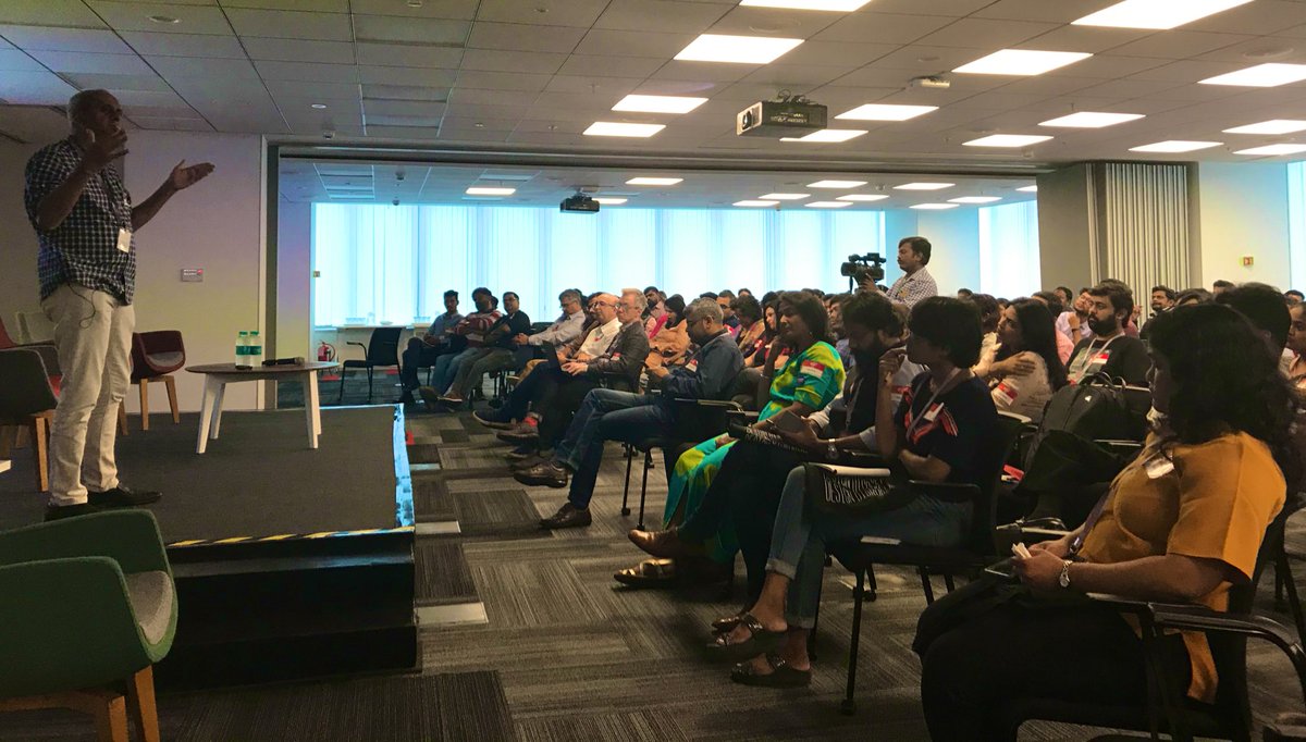 geet_s's tweet image. It’s happening now!!! We are here and it’s a full house. #oracledesign #design4india @Oracle_India