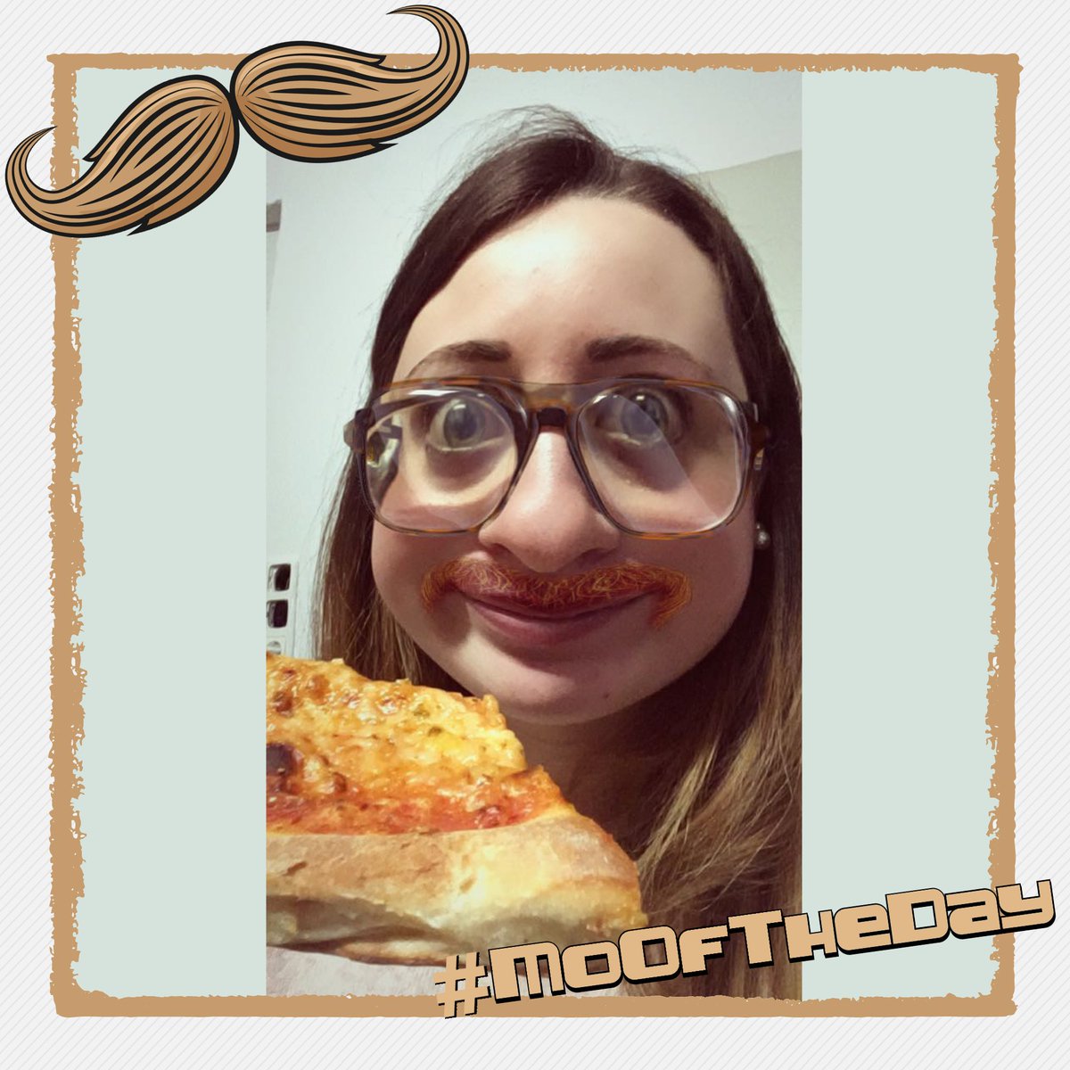 UniklinikAachen's tweet image. Jana ist MTLA (Medizinisch-Technische Laboratoriumsassistentin) und arbeitet im Institut für Pathologie. Ihr Beitrag zum #MoOfTheDay im #Movember gefällt uns sehr gut 😆. Danke für deinen Einsatz in Sachen #Männergesundheit. Euch allen einen schönen Sonntag.