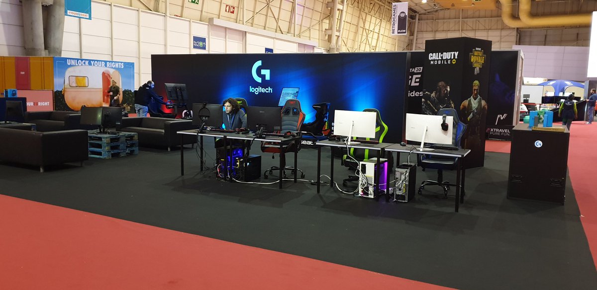 qwattiesports's tweet photo. 🇵🇹 Já está tudo pronto para vos receber no stand da @LogitechG no #LGW2019! Vem jogar @FortniteGame e experimentar @projectcarsgame 2 nos nossos simuladores powered by @Cisco @samsungportugal @cilnet @fpdeoficial
#lgw2019 #LogitechG #Cisco #Samsung #Cilnet #FPDE https://t.co/T9fVC03p7h