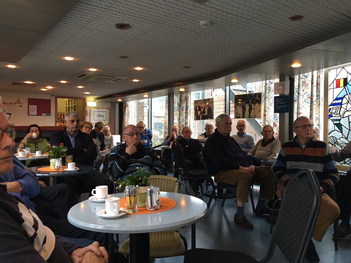 Snode plannen smeden voor het Baggermuseum op de vrijwilligersbijeenkomst 🤩 #baggervet #vrijwilligersrule #museum