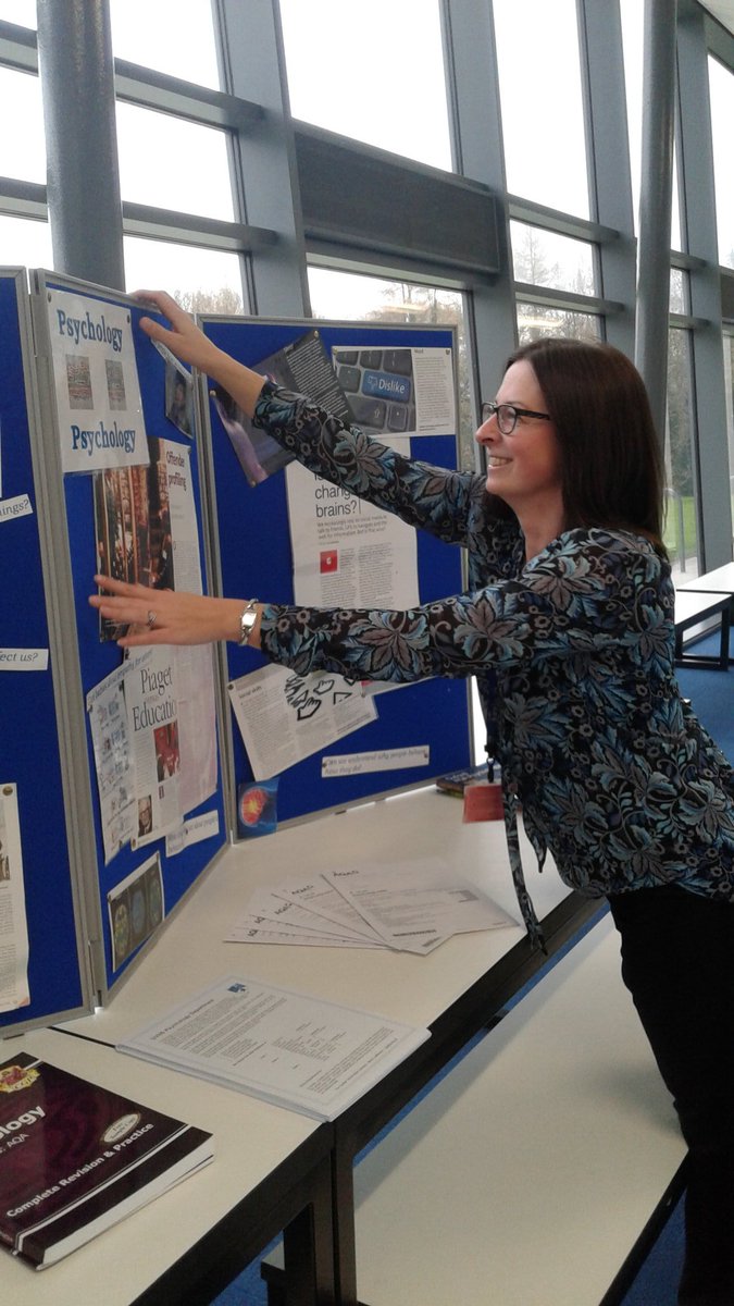 Want to pursue a future in psychology? UVHS is the place to start. Come along to our 6th Form Open Evening tonight from 6:30 to find out more about psychology and more! #UVHS #6thform #openevening #psychology