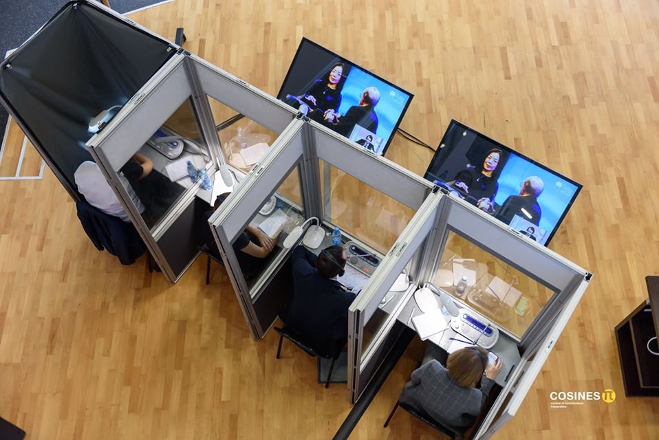 Международный конкурс синхронных переводчиков COSINES Pi впервые пройдет в Казани 

Подробнее: tatpressa.ru/news/346476.ht…