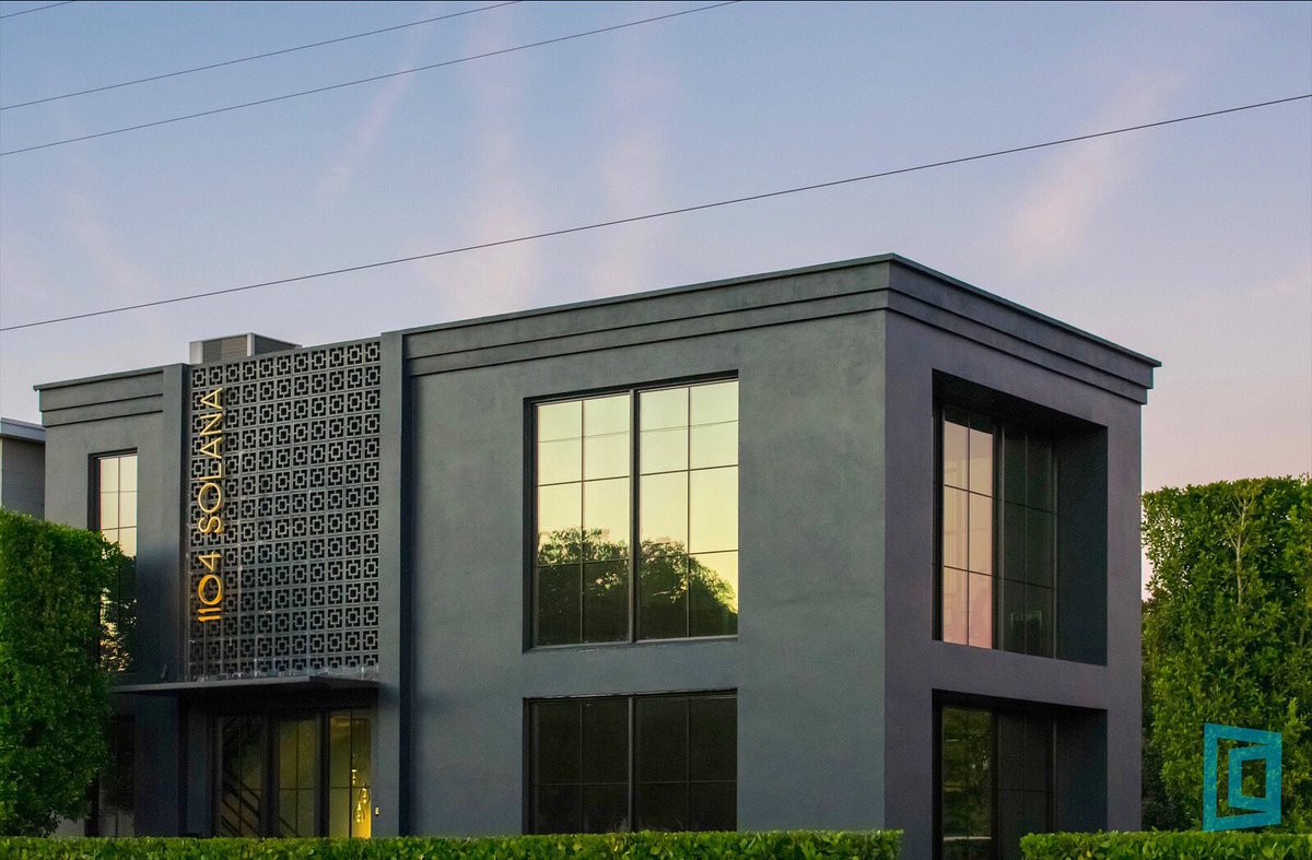 MansionWD's tweet image. Spending our golden hour with #Solana

We carry many different brands for many different projects like these #WindsorWindows that were used for this #Commercial #Office 

@Windsor_Windows Pinnacle Clad Series Windows

Construction by @zpropertiesinc