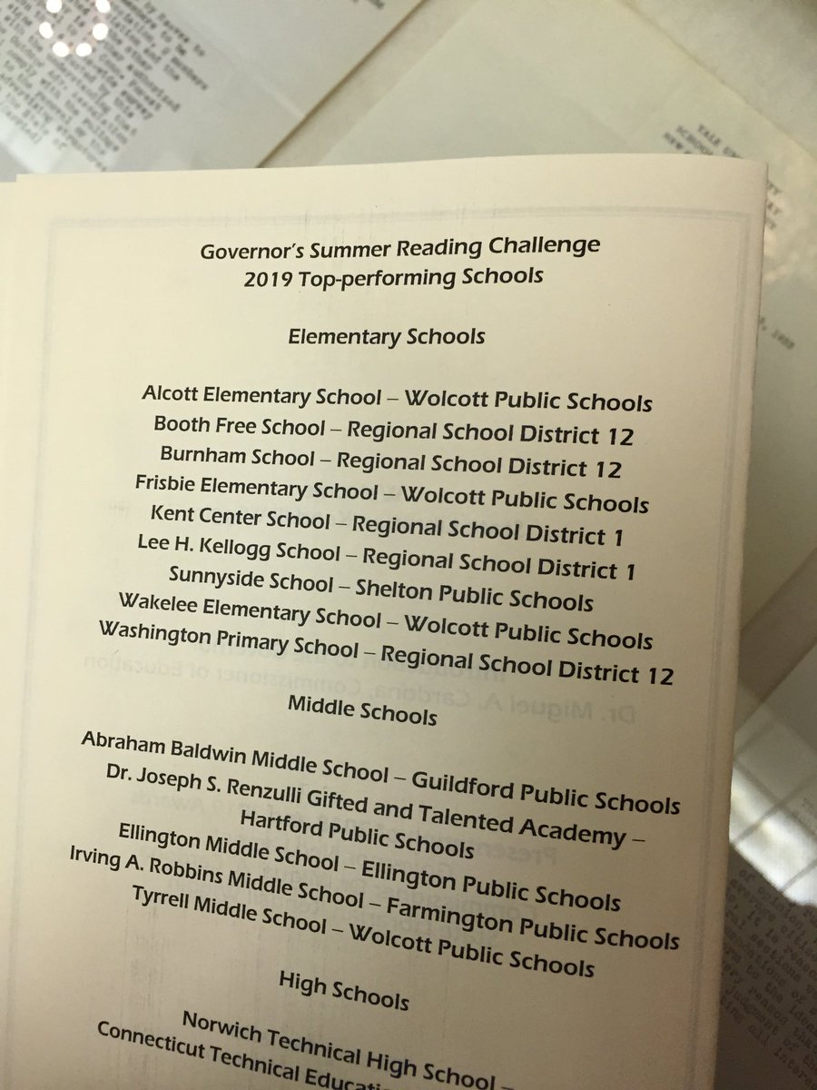 HartfordSuper's tweet photo. So proud to be with our @Renzulli students who are being recognized by @GovNedLamont and our @LibraryofCT for the 2019 #GovernorsReadingChallenge ! Dah, 8th grade, read 90+ &Adrianna, 6th grade read 20+ books! #GreatTeachingAndLearning #LiteracyMatters https://t.co/Xw7S1FjITa