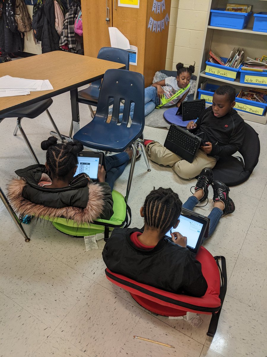 dominique_and's tweet photo. With #flexibleseating my students are able to be comfortable and work anywhere of their choosing. I love seeing them in the zone like thisπ #mathrocks #thirdgradechronicles @BethuneES https://t.co/XgW6dQ0w0g