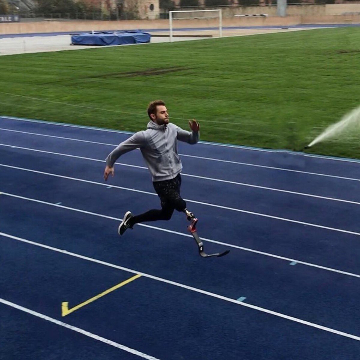 MRunnerSet's tweet image. No excuses #motivationalrunnerset #stayfitrunfaster