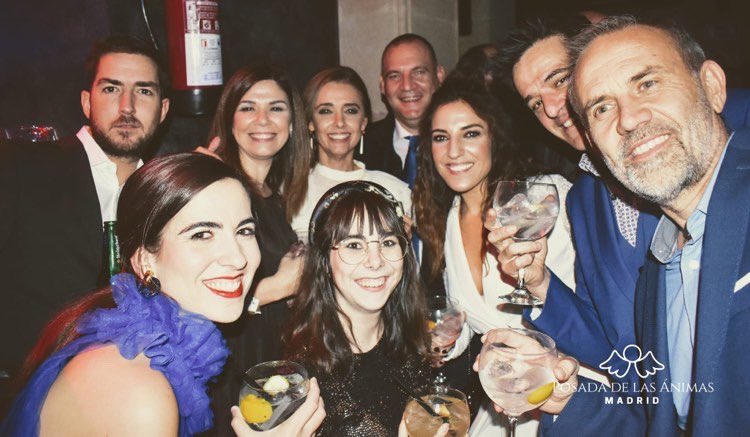 Feliz día de la TV de parte de todo el equipo de “Deportistas de ELIte”🤩
📸 <a href="/LaPosadaAnimas/">Posada de las Ánimas</a> 
#PremiosIris #Equipo #DeportistasDeELIte #tv #tesseo