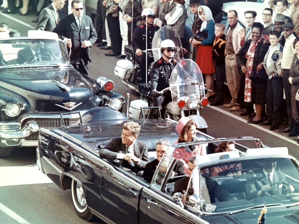 1963年11月22日　JFKが暗殺された日　1963年発行超レア！1オンス銀バ