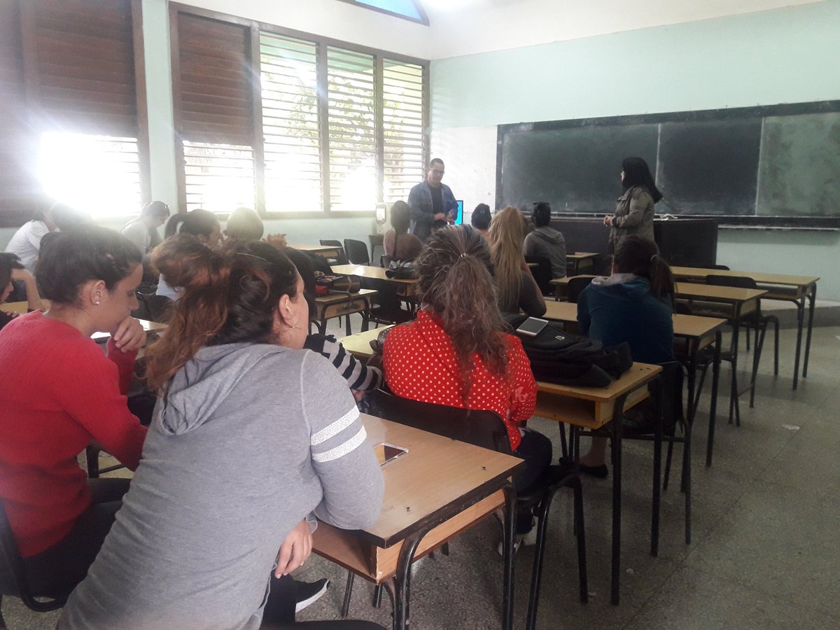 aabravo2's tweet photo. Desde conferencias,movimientos de arme y desarme de armas como tiro #MFC está presente.#HacemosCuba https://t.co/9WW49aBigs
