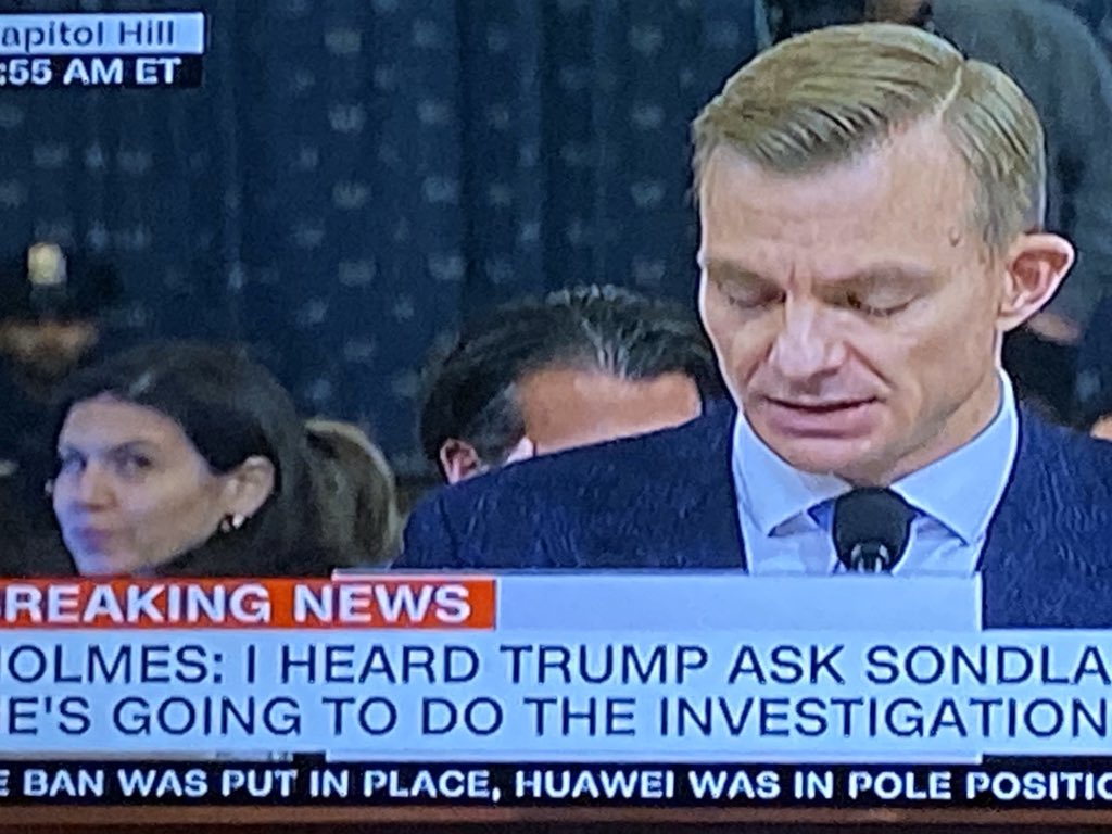 SuthernReddLegz's tweet photo. Me right now, cuz all this #corruption w/tangerine dude & his constituents neeeeeds TUH-GO! #RetNow...& cuz #Holmes is BRINGING IT!!!!!!!!
🤷🏽♀️😂😂😂 #ImpeachmentHearings #ImpeachmentInquiry #Day5 @CNN @donlemon https://t.co/RJkYF9P5Rr