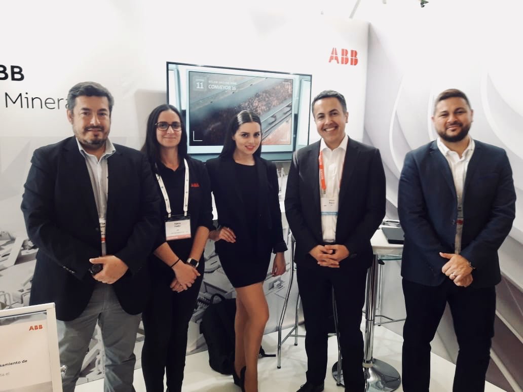 ABBenChile's tweet photo. Presentes en la decimoquinta versión de Procemin-Geomet 2019 compartiendo conocimientos, experiencias, métodos de trabajo, herramientas y avances tecnológicos con más de 300 profesionales de la industria #ProceminGeomet2019 #procemin #abbenchile #innovation #tecnologia #energy https://t.co/1Pnl8w3V1Y