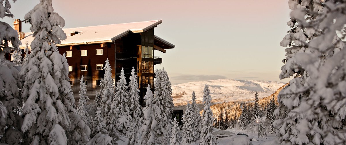 loopon's tweet photo. Supremely located on top of Förberget Mountain, Copperhill Mountain Lodge is an art, design and architecture hotel of the highest quality.

Read our latest #CaseStudy about how Copperhill Mountain Lodge uses Loopon to build a successful culture.

https://t.co/CpaCI2nPC1 https://t.co/ot7cMhQPr2