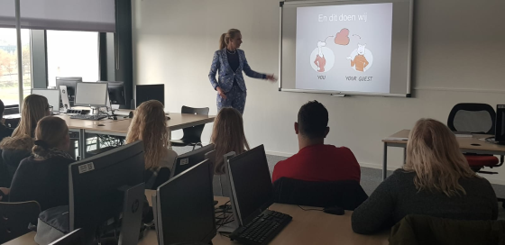 Studenten van het ROC van Twente worden Booking Experts rvk.nl/studenten-van-… <a href="/Bookingexperts/">Bookingexperts</a>