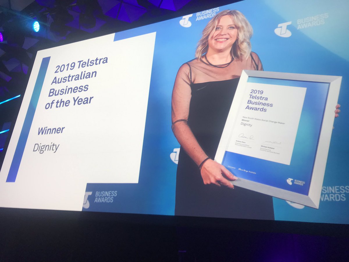 CEO @Telstra Andrew Penn announces Business of the Year @Dignity #telstrabizawards