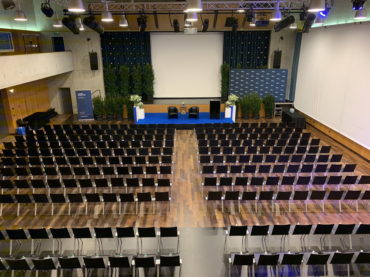 Damian_Mueller_'s tweet photo. #UnsereSchweiz2030 - @LU_diskutiert in der Brau in #Hochdorf mit Bundesrätin Karin Keller-Sutter....Beginn 19 Uhr https://t.co/YR8Lo2X37C