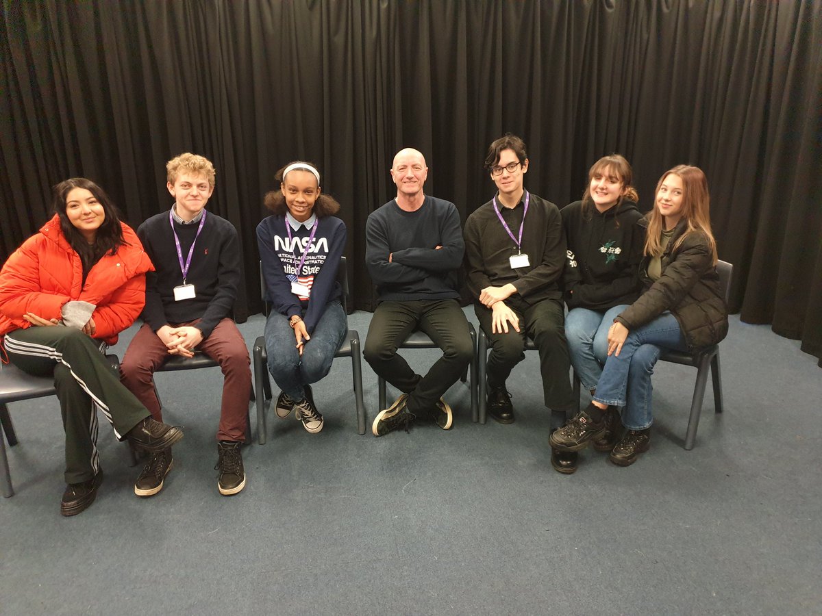 Today #BTECPerformingArts students from @richmondparkac welcomed actor Paul Brennan in to help them with their Lifestyle of a Performer module. As always he was fantastic #SupportTheArts #ActorsLifeForMe